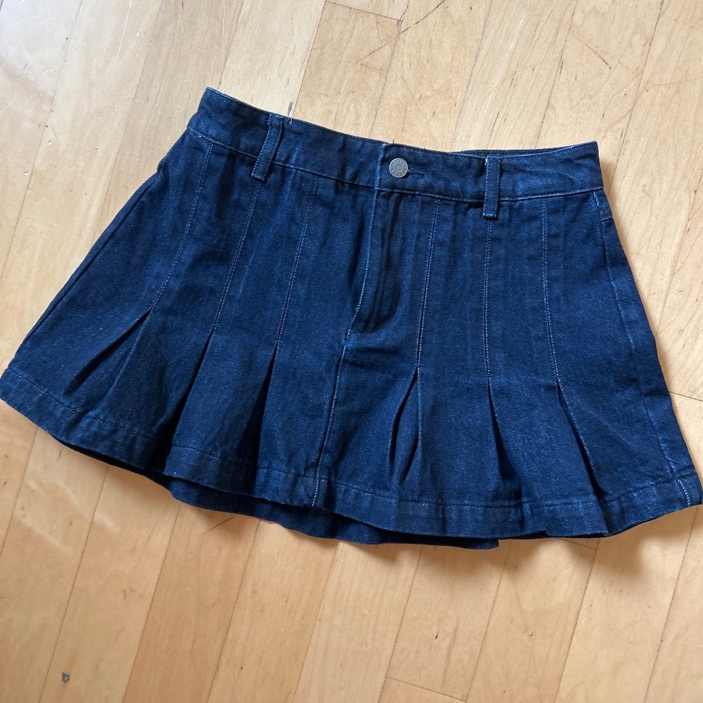 Guess: denim tennis skirt NWT